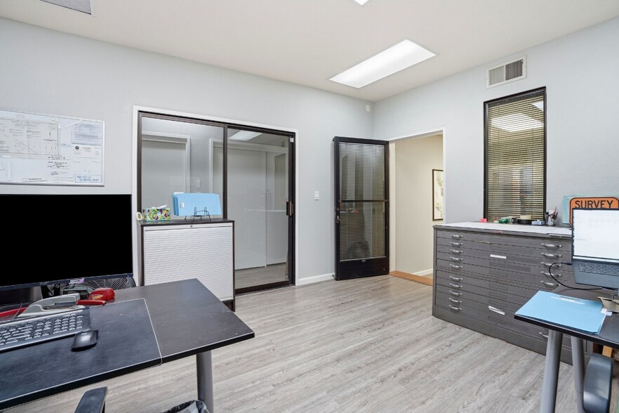 More Photos Of 871-873 Woodside Way, San Mateo Office Residential For Sale