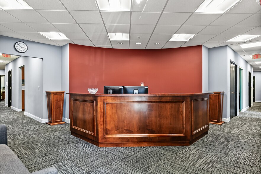 More Photos Of 10A JENNINGS Rd, Medford Medical For Sale