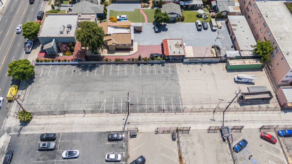 More Photos Of 14430 Vanowen St, Van Nuys Land For Sale