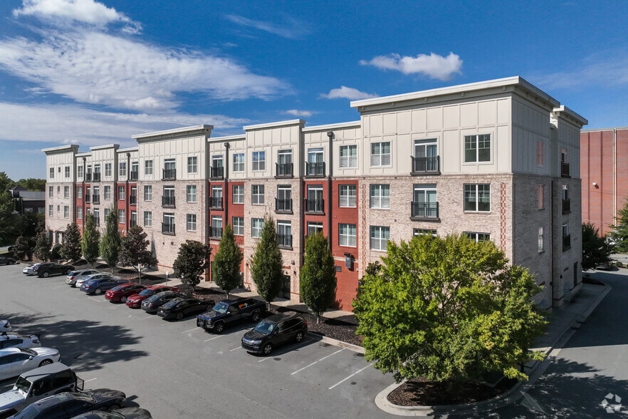 More Photos Of 2800 Lawndale Dr, Greensboro Apartments For Lease