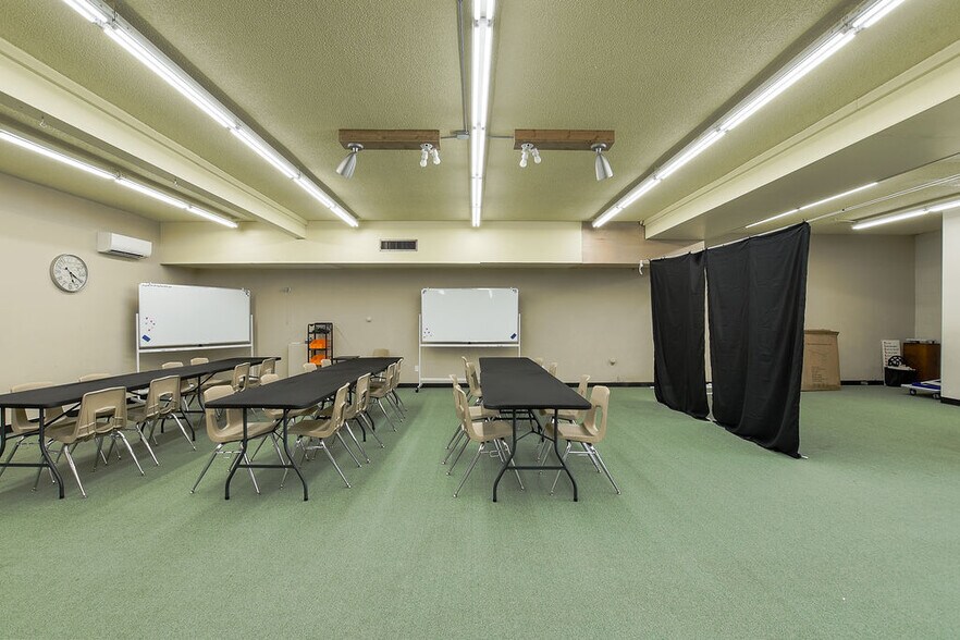 More Photos Of 535 Pine St, Potlatch Storefront Retail Office For Sale