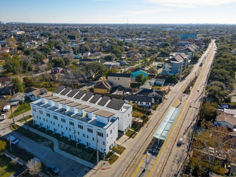 More Photos Of 3824 Fulton St, Houston Apartments For Sale