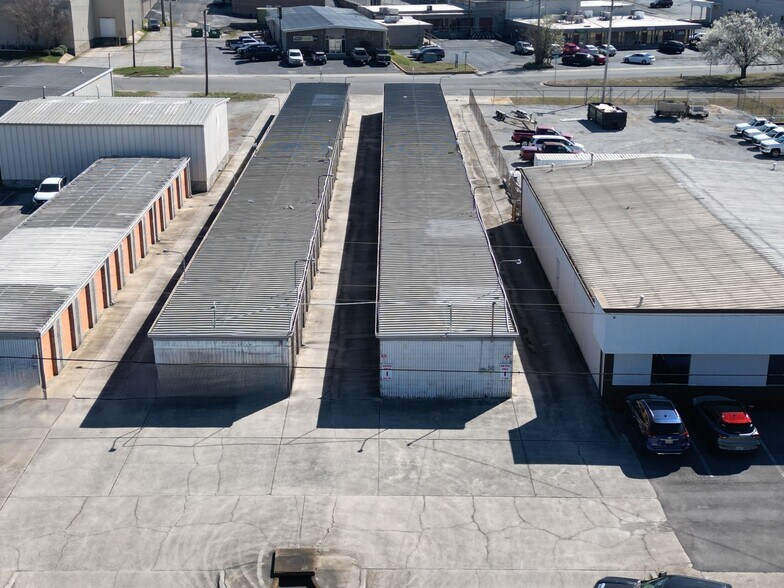 More Photos Of 1526 4th Ave SE, Decatur Light Manufacturing For Sale