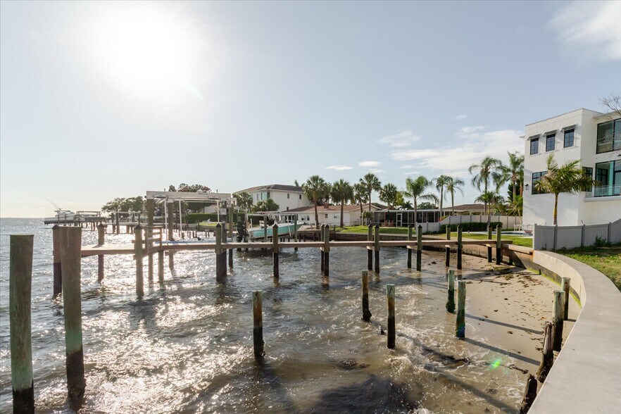 More Photos Of 5102 W Longfellow Ave, Tampa Land For Sale