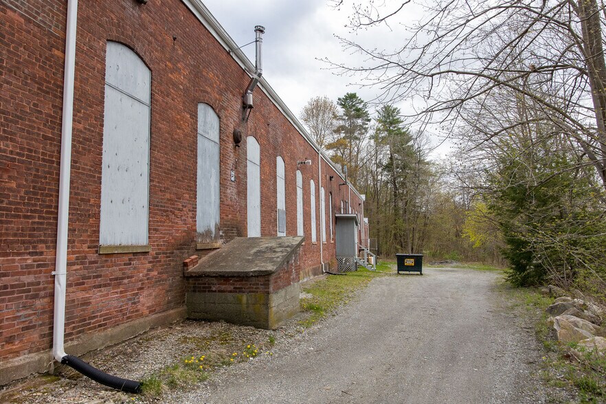 More Photos Of 395 Park St North, Great Barrington Warehouse For Sale