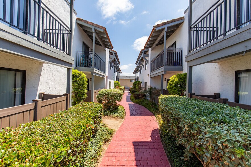 More Photos Of 1035 4th Ave, Chula Vista Apartments For Sale