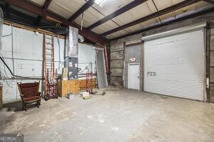 More Photos Of 410 S Camellia Blvd, Fort Valley Freestanding For Sale