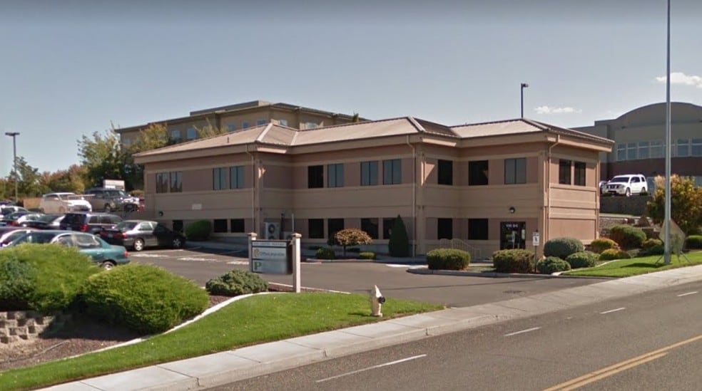More Photos Of 1110 N Center Pky, Kennewick Office For Lease