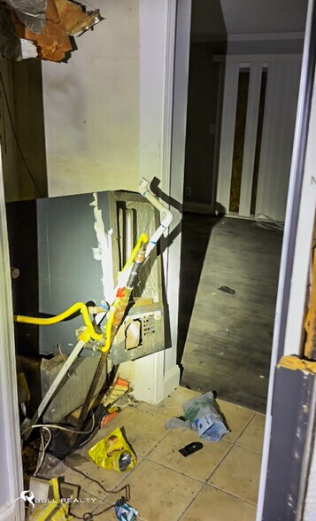 More Photos Of 2600 Old Hapeville Rd SW, Atlanta Apartments For Sale