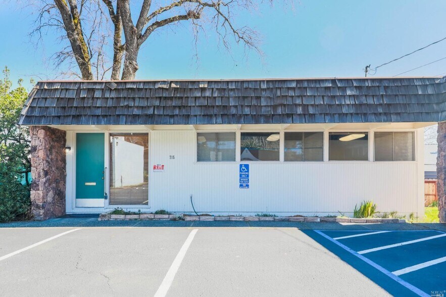 More Photos Of , Ukiah Office For Sale