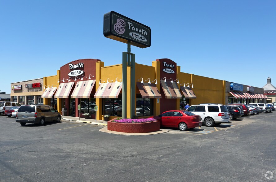 More Photos Of 5505-5667 E 41st St, Tulsa Unknown For Lease