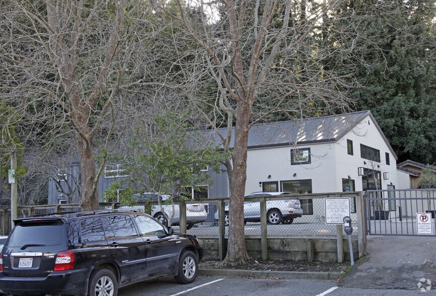 More Photos Of 157 Throckmorton Ave, Mill Valley Office For Lease