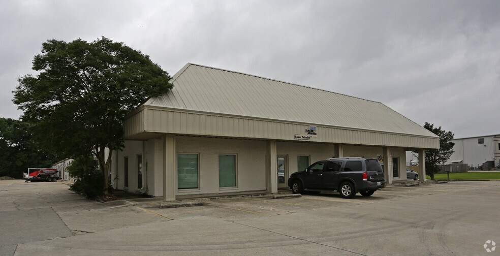 Primary Photo Of 11616 Industriplex Blvd, Baton Rouge Warehouse For Sale