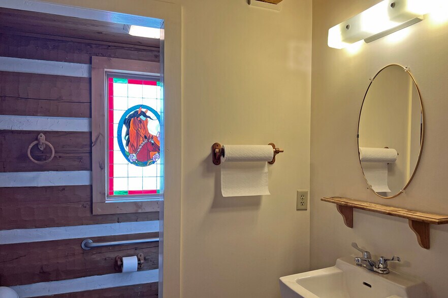 More Photos Of 81 Steele Rd, Franklin Office For Lease