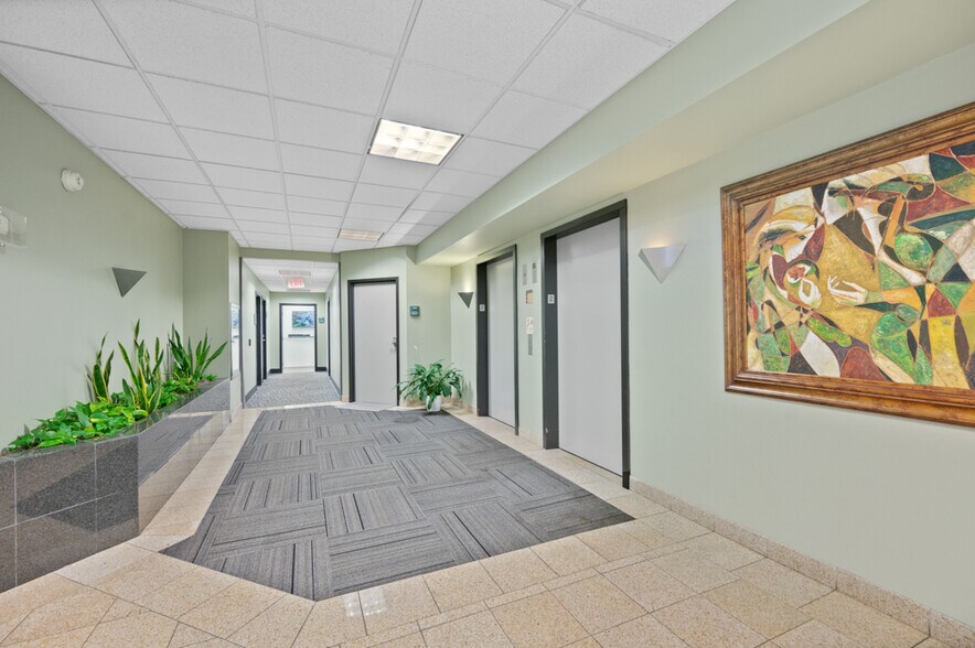 More Photos Of 10700 Montgomery Rd, Montgomery Medical For Sale