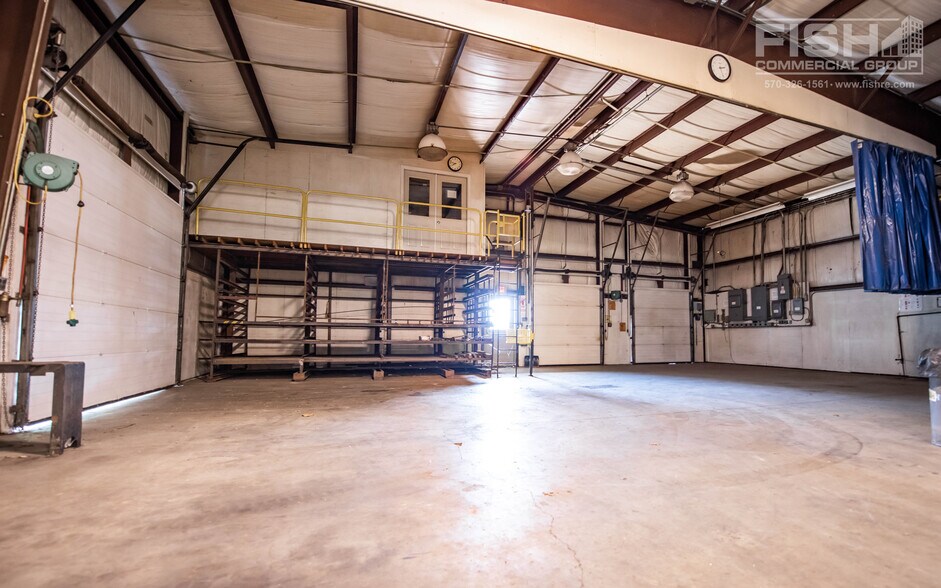 More Photos Of 3010-3024 Lycoming Creek Rd, Williamsport Warehouse For Lease