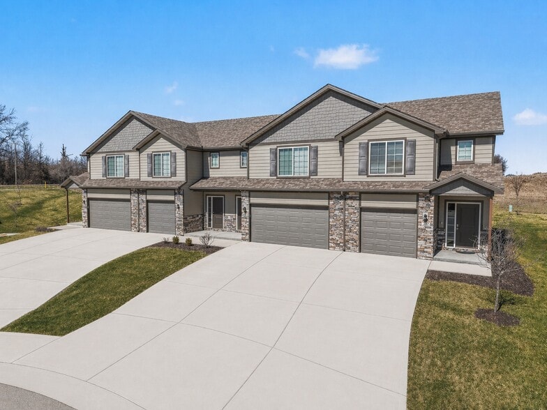 More Photos Of Shale Ct, Grain Valley Apartments For Sale