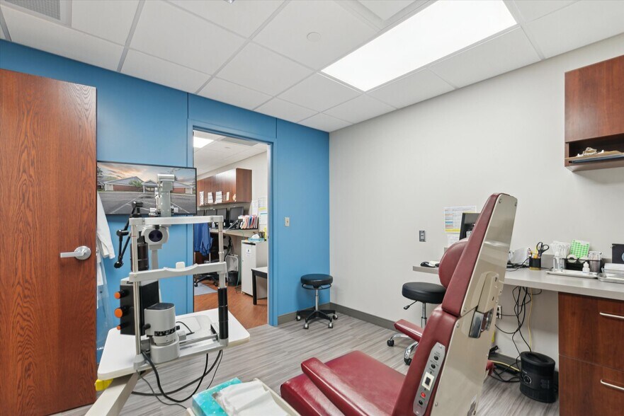 More Photos Of 3740 W Sylvania Ave, Toledo Medical For Sale