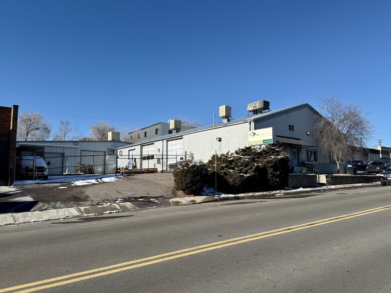 Primary Photo Of 2991 S Tejon St, Englewood Warehouse For Sale