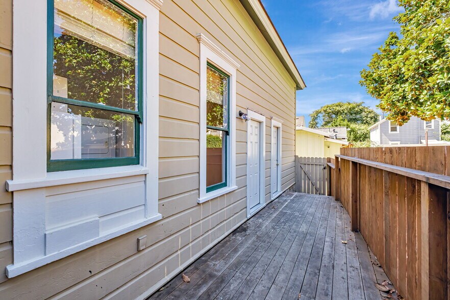 More Photos Of 120 Maple St, Santa Cruz Specialty For Sale