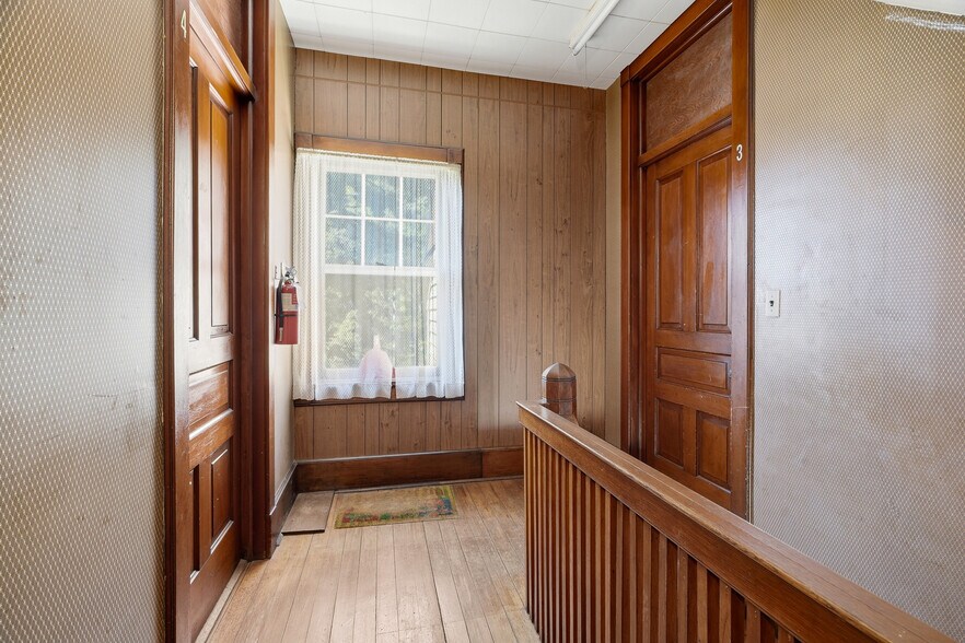 More Photos Of 389 Maple St, Saint Paul Apartments For Sale