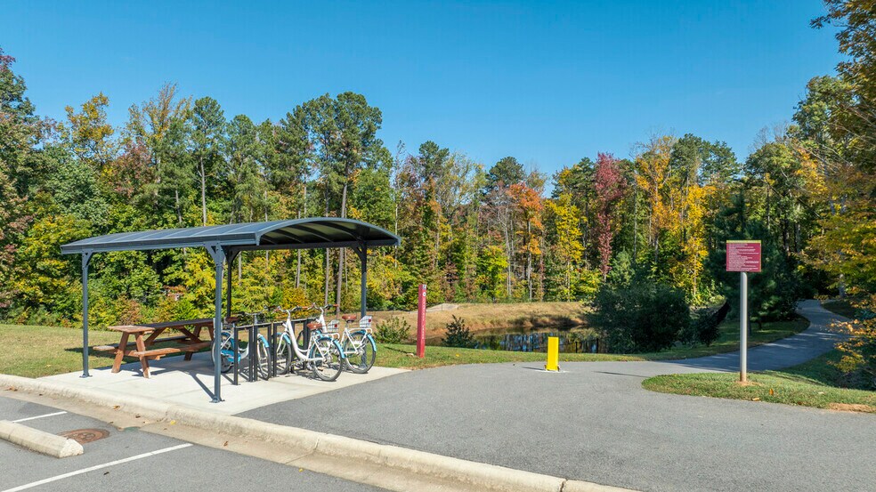 More Photos Of 3739 National Dr, Raleigh Office For Lease