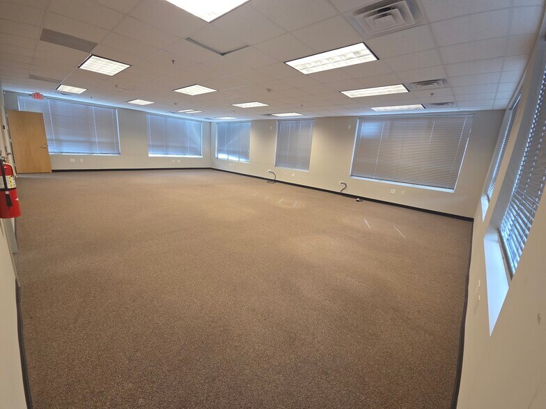 More Photos Of 1172 Satellite Blvd, Suwanee Medical For Lease
