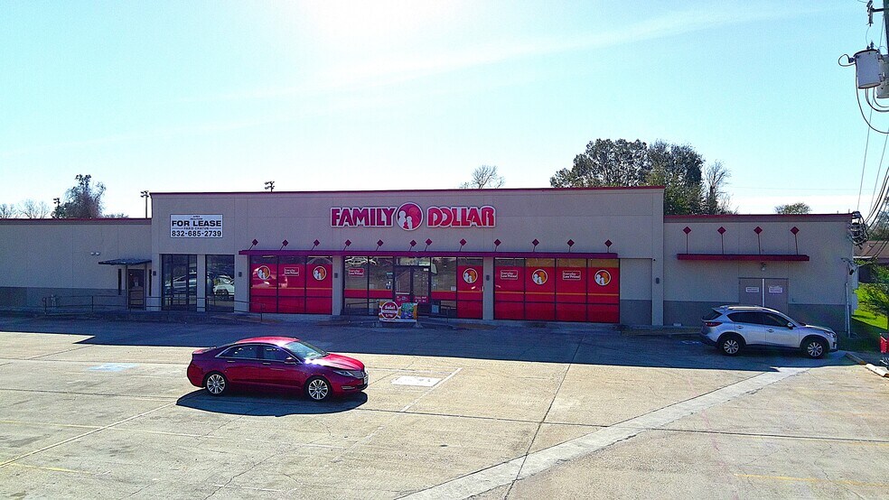 More Photos Of 2706 Cherrybrook Ln, Pasadena Storefront Retail Office For Sale