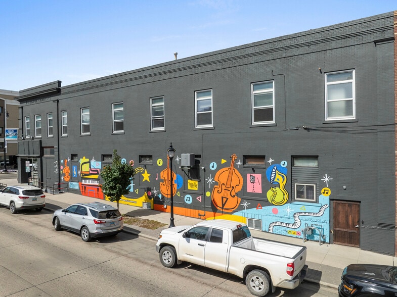 More Photos Of 23 Main St S, Minot General Retail For Lease