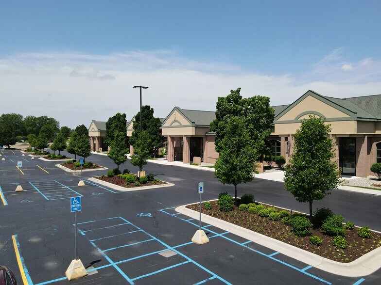 More Photos Of 6200 State St, Saginaw Office For Lease