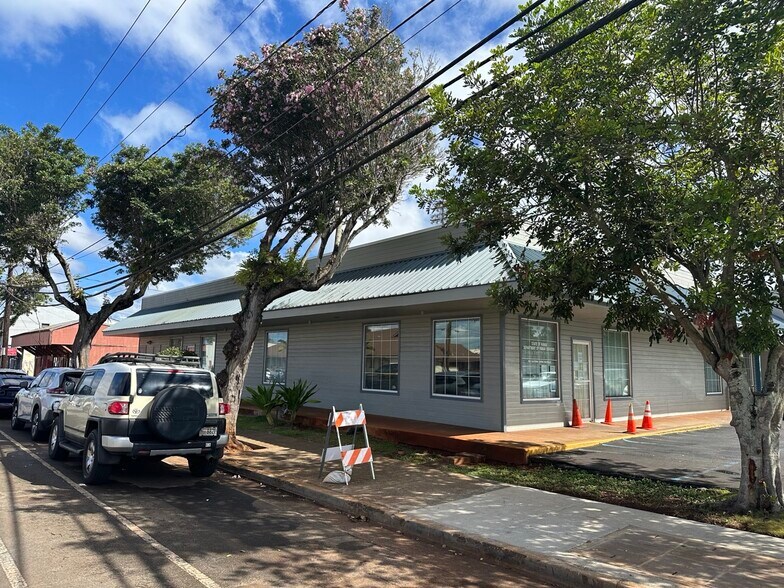 Primary Photo Of 1008 California Ave, Wahiawa Office For Lease