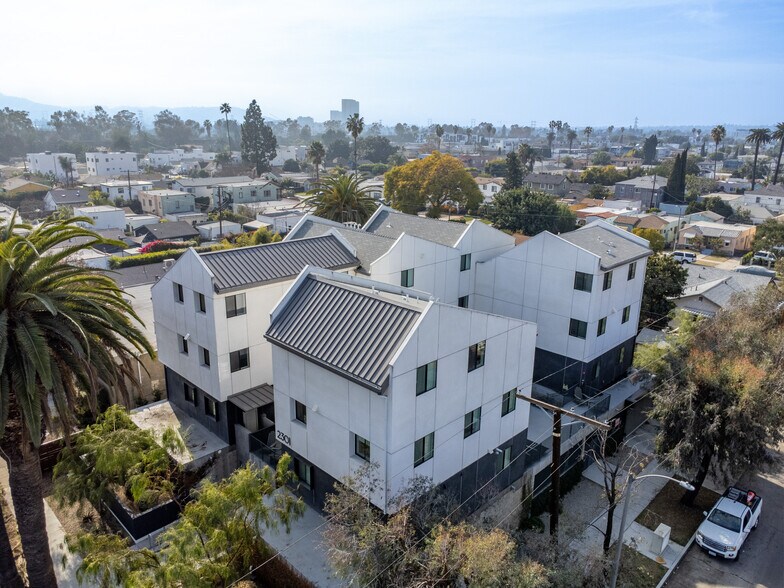 More Photos Of 2301 S Cloverdale Ave, Los Angeles Apartments For Sale