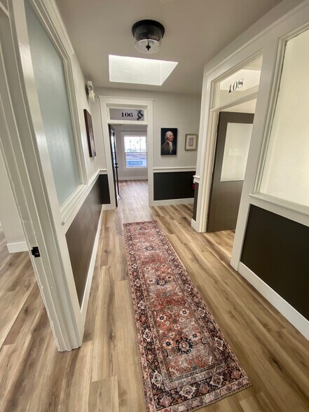 More Photos Of 970-980 Garnet Ave, San Diego Storefront Retail Office For Lease