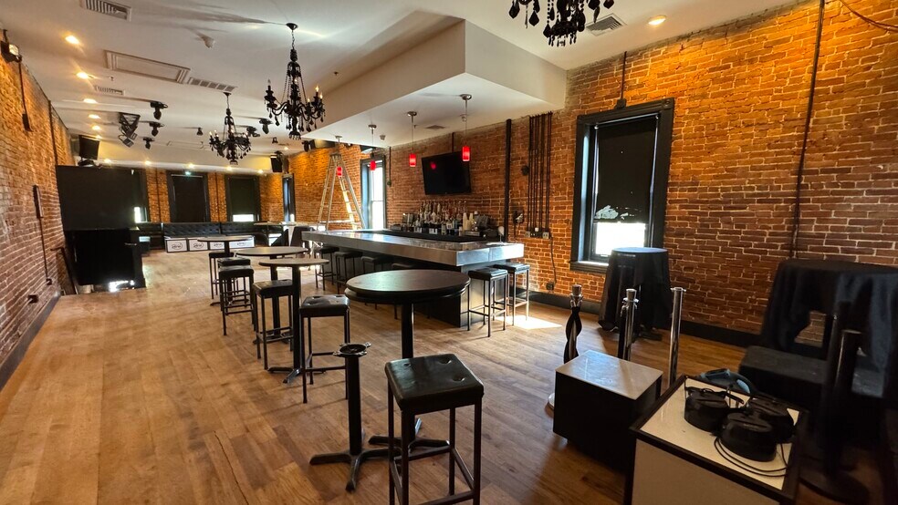 More Photos Of 215-217 Broadway, Bethlehem Restaurant For Lease