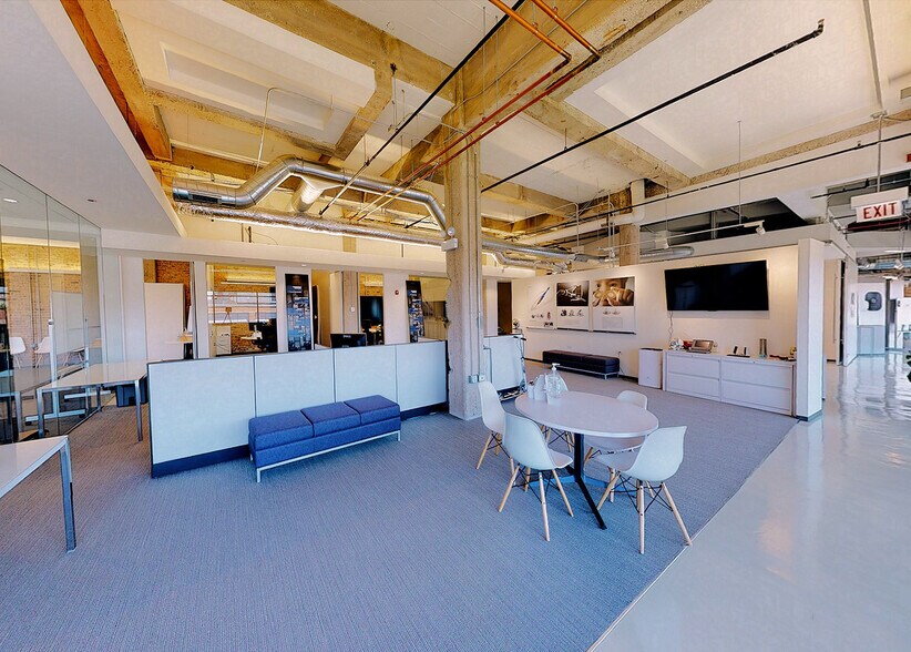 More Photos Of 1229 W Washington Blvd, Chicago Office For Lease