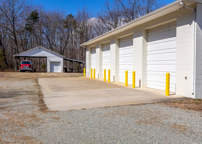 More Photos Of 1667 Cartersville Rd, Cartersville Flex For Sale