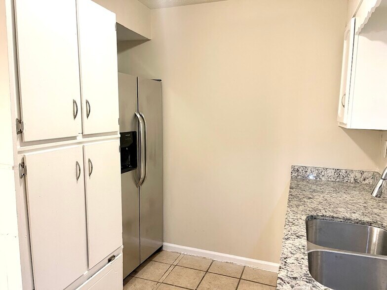 More Photos Of 2611 Golfview Ter SE, Conyers Multifamily For Sale