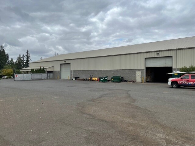 More Photos Of 8055 NE Cherry Dr, Hillsboro Warehouse For Lease