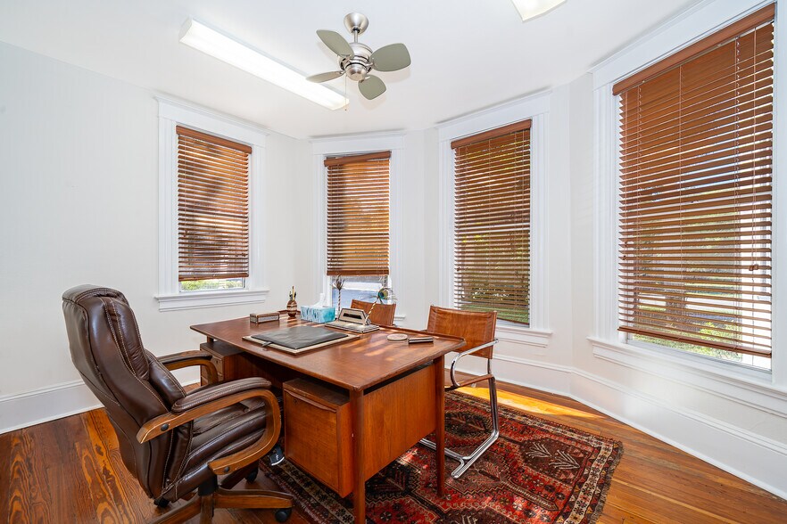 More Photos Of 219 S Clyde Ave, Kissimmee Office For Sale