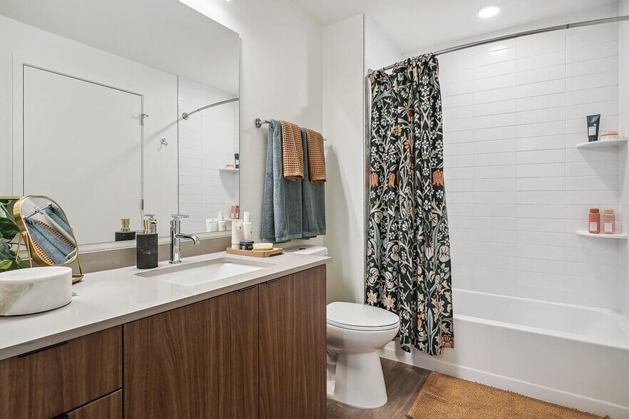 More Photos Of 2950 Arkins Ct, Denver Apartments For Lease