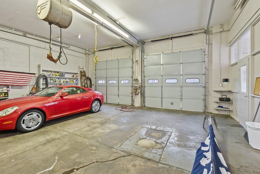 More Photos Of 212 N Main St, Cynthiana Auto Repair For Sale