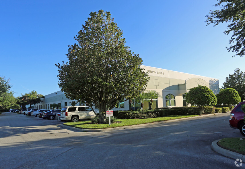 Primary Photo Of 3501-3521 Parkway Center Ct, Orlando Office For Lease