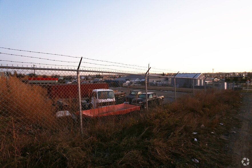 Primary Photo Of 412 36 Ave, Calgary Land For Sale