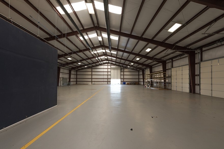 More Photos Of 1448 Darlington Rd NW, El Reno Warehouse For Sale