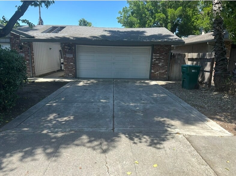 More Photos Of 6215 Morgan Pl, Stockton Multifamily For Sale