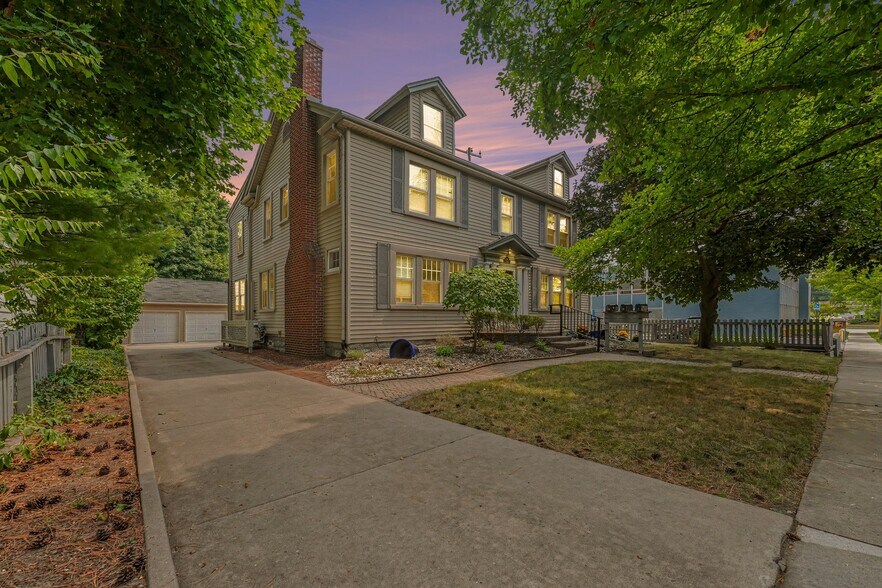More Photos Of 156 N Worth St, Birmingham Multifamily For Sale