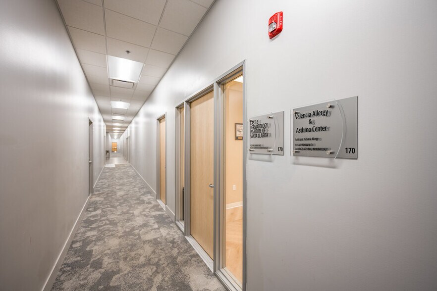 More Photos Of 25425 Orchard Village Rd, Santa Clarita Medical For Sale