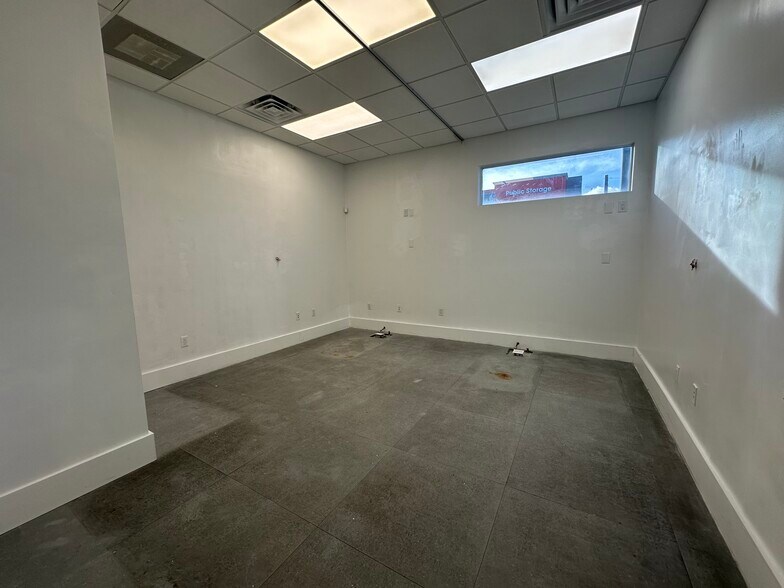 More Photos Of 2040 Washington St, Hollywood Medical For Lease