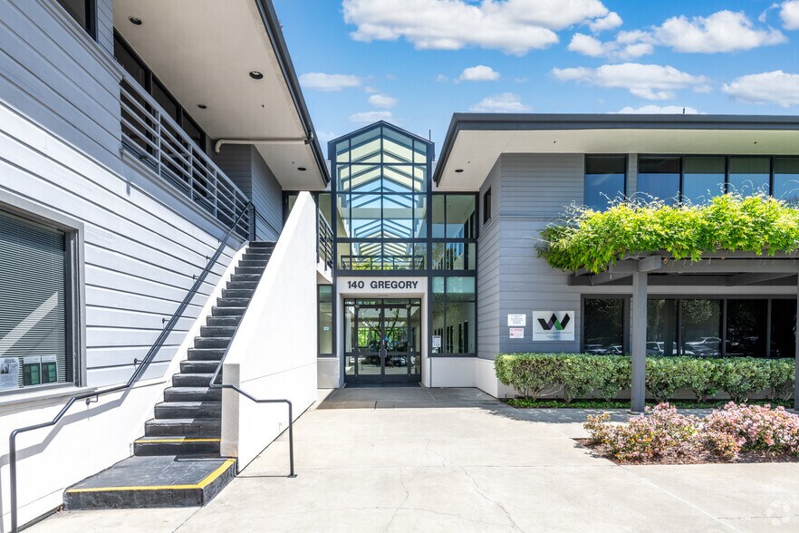 More Photos Of 140 Gregory Ln, Pleasant Hill Medical For Sale