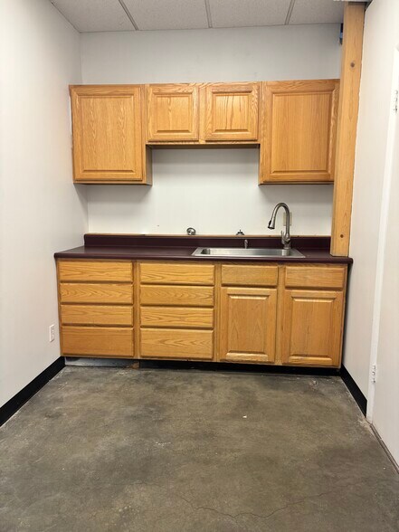 More Photos Of 4575-4577 Pecos St, Denver Flex For Lease